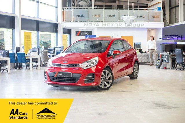 View our Kia Rio range