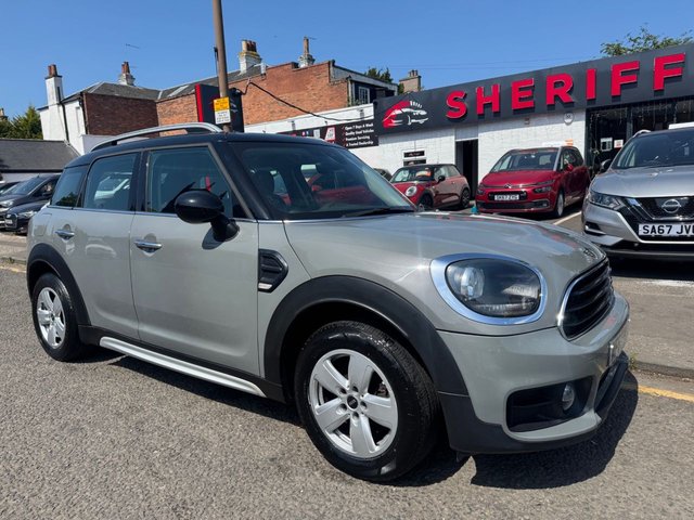 View our MINI COUNTRYMAN