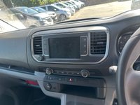 USED 2021 71 VAUXHALL VIVARO 2.0 Turbo D 3100 Sportive Panel Van 5dr Diesel Manual L2 H1 Euro 6 (145 ps) NO VAT FSH (7 SERVICES) STUNNING CONDITION !!!!! DESIRABLE 2.0 LWB IN BLACK !!!!