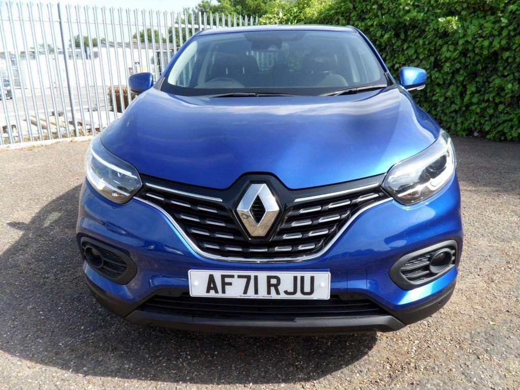 USED 2021 71 RENAULT KADJAR 1.3 TCe Iconic SUV 5dr Petrol Manual Euro 6 (s/s) (140 ps) Local Owner Full Renault History