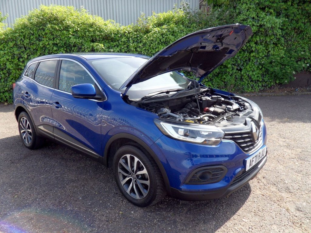 USED 2021 71 RENAULT KADJAR 1.3 TCe Iconic SUV 5dr Petrol Manual Euro 6 (s/s) (140 ps) Local Owner Full Renault History