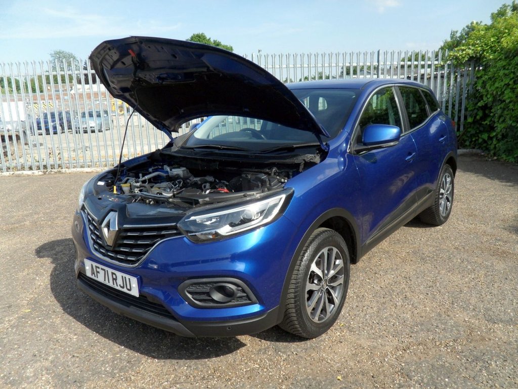 USED 2021 71 RENAULT KADJAR 1.3 TCe Iconic SUV 5dr Petrol Manual Euro 6 (s/s) (140 ps) Local Owner Full Renault History