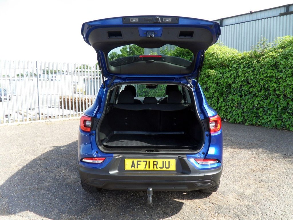 USED 2021 71 RENAULT KADJAR 1.3 TCe Iconic SUV 5dr Petrol Manual Euro 6 (s/s) (140 ps) Local Owner Full Renault History