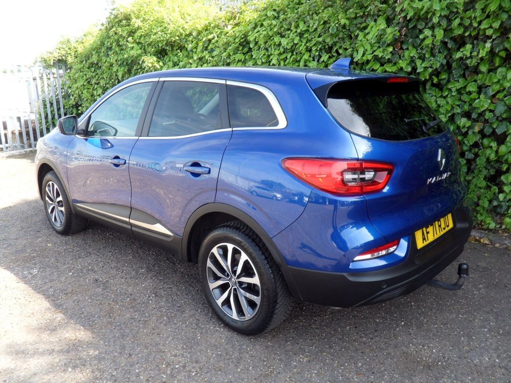 USED 2021 71 RENAULT KADJAR 1.3 TCe Iconic SUV 5dr Petrol Manual Euro 6 (s/s) (140 ps) Local Owner Full Renault History