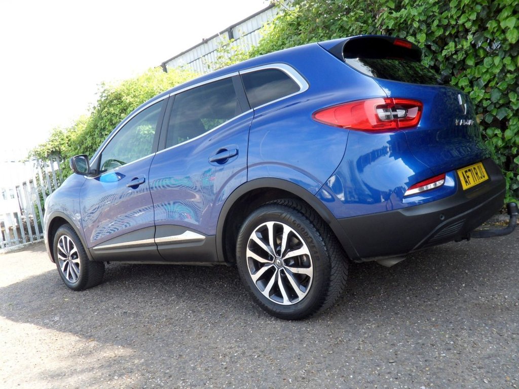 USED 2021 71 RENAULT KADJAR 1.3 TCe Iconic SUV 5dr Petrol Manual Euro 6 (s/s) (140 ps) Local Owner Full Renault History