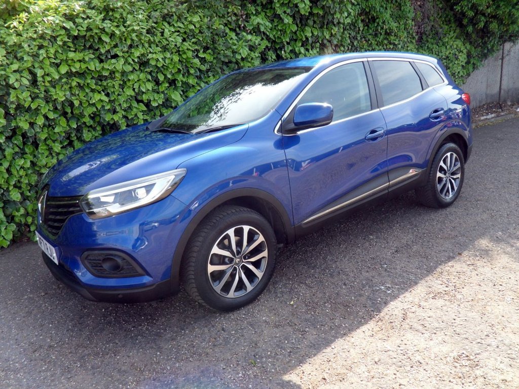 USED 2021 71 RENAULT KADJAR 1.3 TCe Iconic SUV 5dr Petrol Manual Euro 6 (s/s) (140 ps) Local Owner Full Renault History