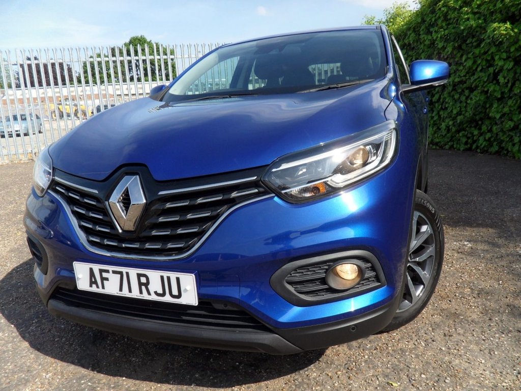 USED 2021 71 RENAULT KADJAR 1.3 TCe Iconic SUV 5dr Petrol Manual Euro 6 (s/s) (140 ps) Local Owner Full Renault History