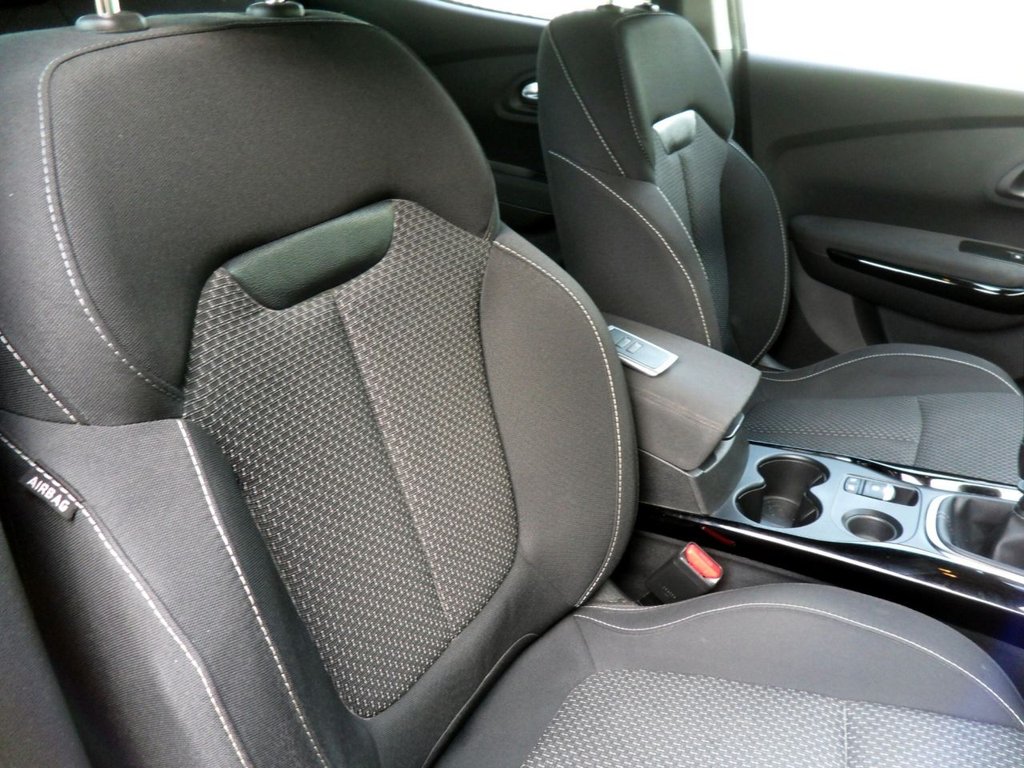 USED 2021 71 RENAULT KADJAR 1.3 TCe Iconic SUV 5dr Petrol Manual Euro 6 (s/s) (140 ps) Local Owner Full Renault History