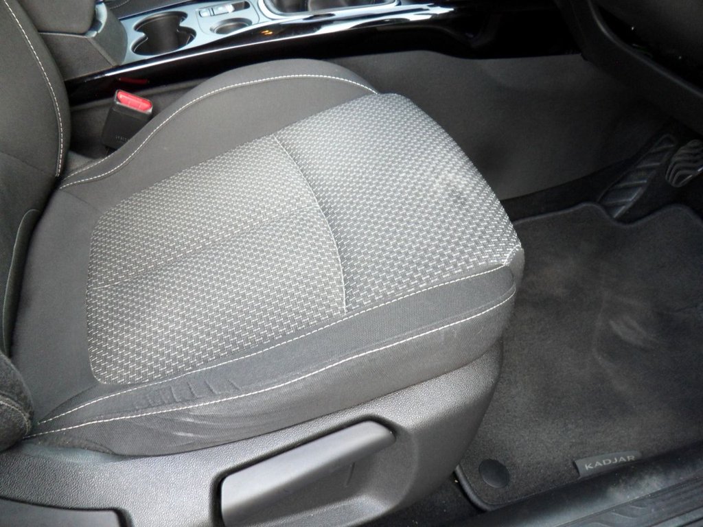 USED 2021 71 RENAULT KADJAR 1.3 TCe Iconic SUV 5dr Petrol Manual Euro 6 (s/s) (140 ps) Local Owner Full Renault History