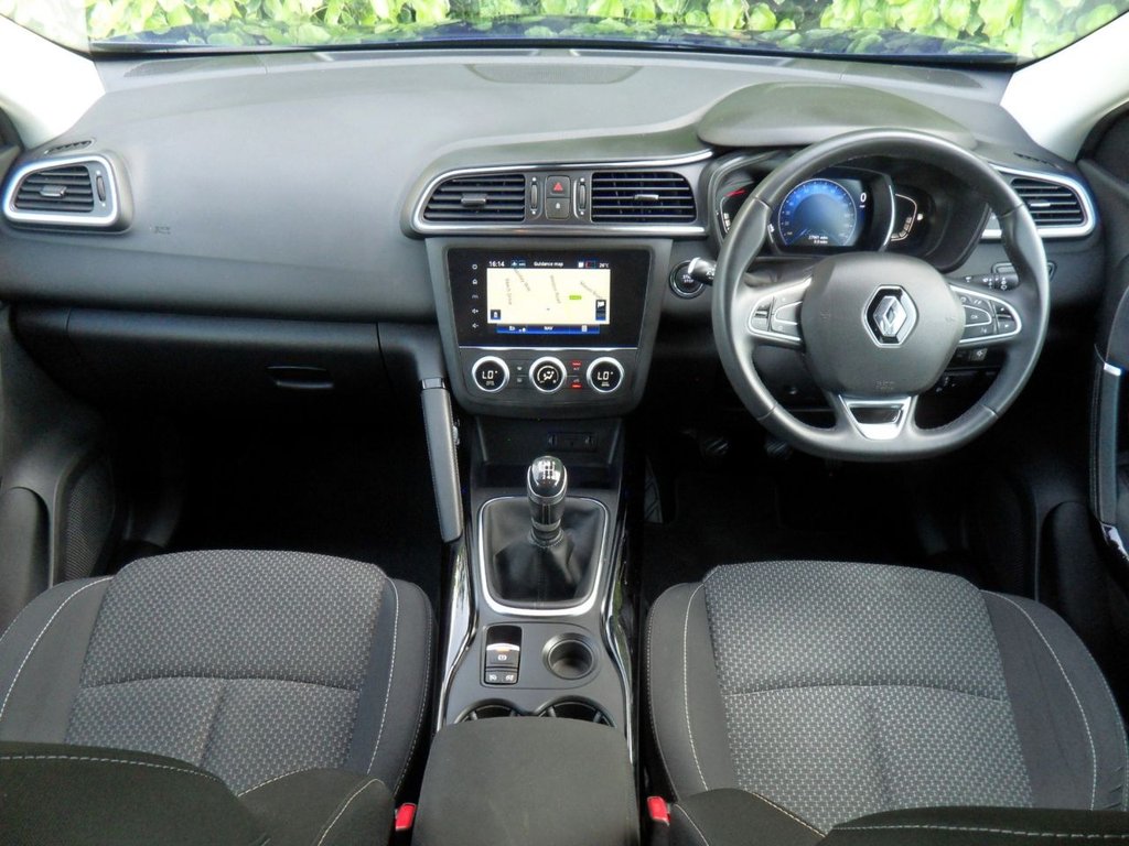 USED 2021 71 RENAULT KADJAR 1.3 TCe Iconic SUV 5dr Petrol Manual Euro 6 (s/s) (140 ps) Local Owner Full Renault History