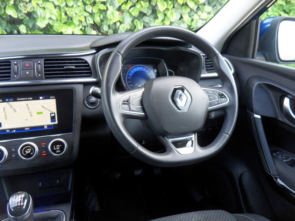 USED 2021 71 RENAULT KADJAR 1.3 TCe Iconic SUV 5dr Petrol Manual Euro 6 (s/s) (140 ps) Local Owner Full Renault History
