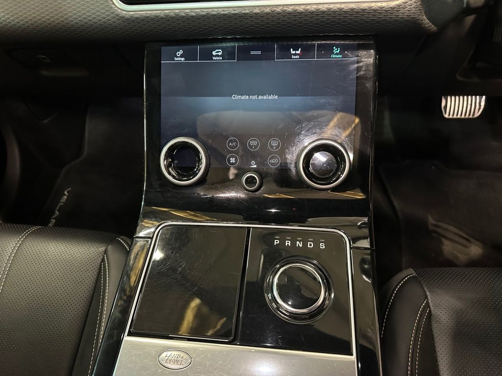 USED 2018 18 LAND ROVER RANGE ROVER VELAR 3.0 SD6 V6 R-Dynamic SE SUV 5dr Diesel Auto 4WD Euro 6 (s/s) (300 ps) SERVICE HISTORY