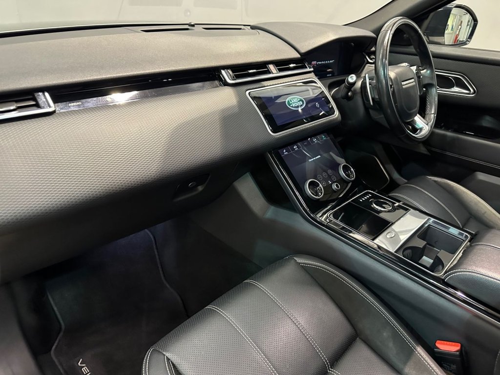 USED 2018 18 LAND ROVER RANGE ROVER VELAR 3.0 SD6 V6 R-Dynamic SE SUV 5dr Diesel Auto 4WD Euro 6 (s/s) (300 ps) SERVICE HISTORY