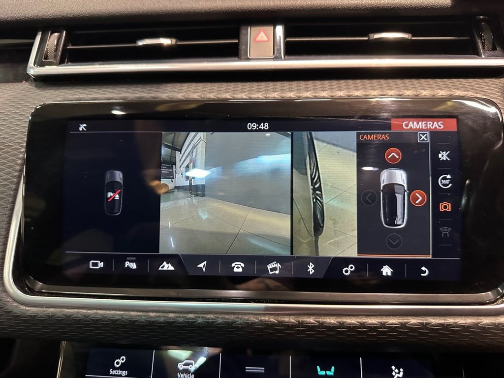 USED 2018 18 LAND ROVER RANGE ROVER VELAR 3.0 SD6 V6 R-Dynamic SE SUV 5dr Diesel Auto 4WD Euro 6 (s/s) (300 ps) SERVICE HISTORY