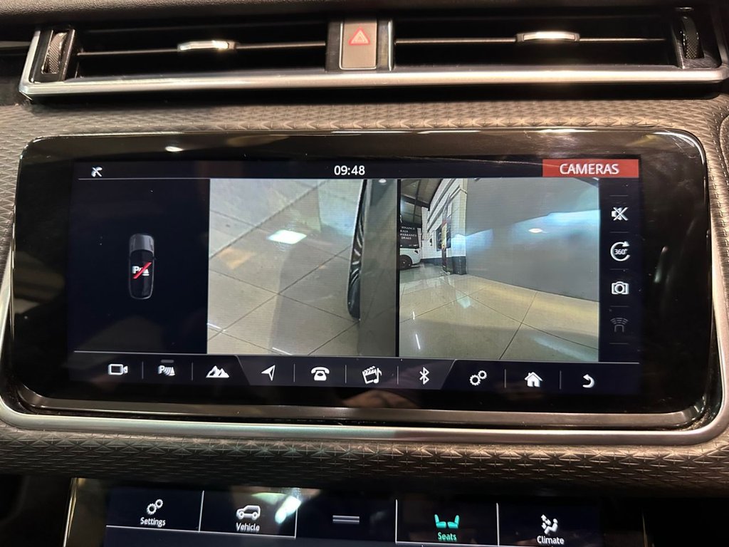 USED 2018 18 LAND ROVER RANGE ROVER VELAR 3.0 SD6 V6 R-Dynamic SE SUV 5dr Diesel Auto 4WD Euro 6 (s/s) (300 ps) SERVICE HISTORY