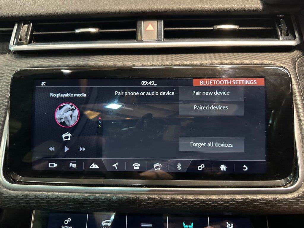 USED 2018 18 LAND ROVER RANGE ROVER VELAR 3.0 SD6 V6 R-Dynamic SE SUV 5dr Diesel Auto 4WD Euro 6 (s/s) (300 ps) SERVICE HISTORY