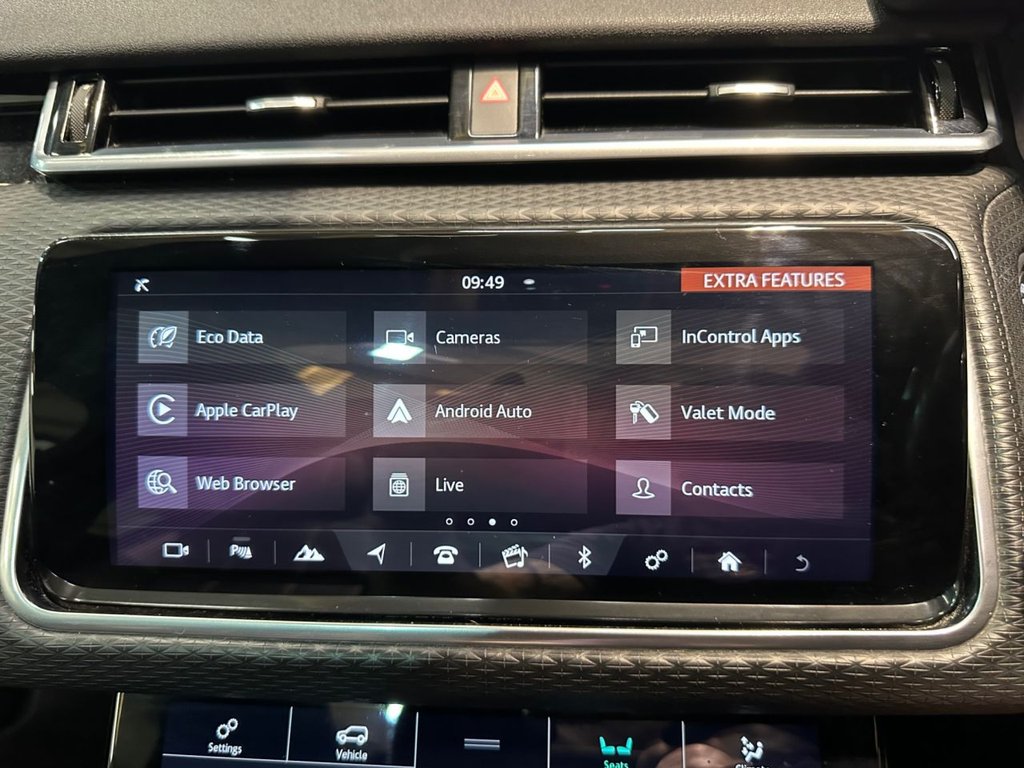 USED 2018 18 LAND ROVER RANGE ROVER VELAR 3.0 SD6 V6 R-Dynamic SE SUV 5dr Diesel Auto 4WD Euro 6 (s/s) (300 ps) SERVICE HISTORY