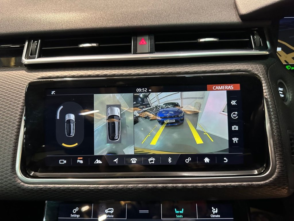 USED 2018 18 LAND ROVER RANGE ROVER VELAR 3.0 SD6 V6 R-Dynamic SE SUV 5dr Diesel Auto 4WD Euro 6 (s/s) (300 ps) SERVICE HISTORY