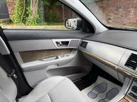 USED 2012 JAGUAR XF 2.2d Premium Luxury Saloon 4dr Diesel Auto Euro 5 (s/s) (200 ps) 