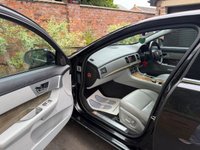 USED 2012 JAGUAR XF 2.2d Premium Luxury Saloon 4dr Diesel Auto Euro 5 (s/s) (200 ps) 