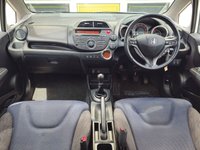 USED 2015 15 HONDA JAZZ 1.4 i-VTEC ES Plus Hatchback 5dr Petrol Manual Euro 5 (99 ps) Comprehensive Service History  |  Only 2 Owners From Brand New  |  Set of 2 Keys