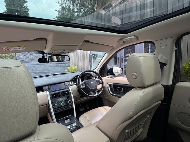 View our LAND ROVER DISCOVERY SPORT