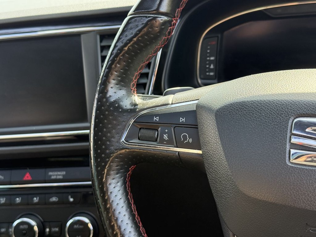 USED 2020 20 SEAT LEON 2.0 TDI FR Black Edition Hatchback 5dr Diesel DSG Euro 6 (s/s) (150 ps) Pan Roof-Heated Seats-CarPlay