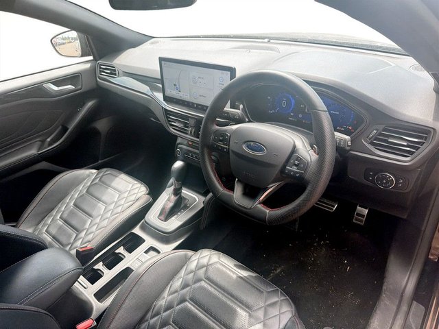 View our FORD FOCUS