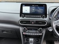 USED 2020 70 HYUNDAI KONA 1.6 h-GDi Premium SUV 5dr Petrol Hybrid DCT Euro 6 (s/s) (141 ps) 