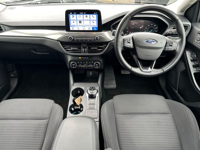 View our FORD FOCUS