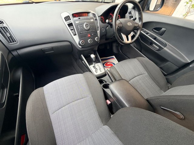 View our KIA CEED