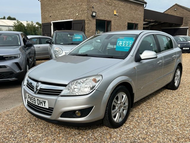 View our VAUXHALL ASTRA