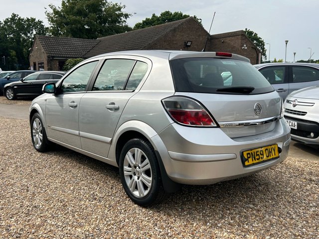 View our VAUXHALL ASTRA