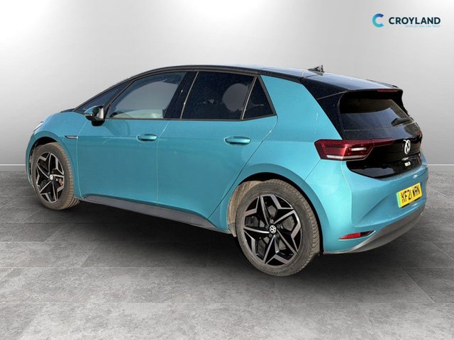 View our VOLKSWAGEN ID.3