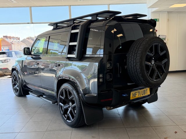 View our LAND ROVER DEFENDER
