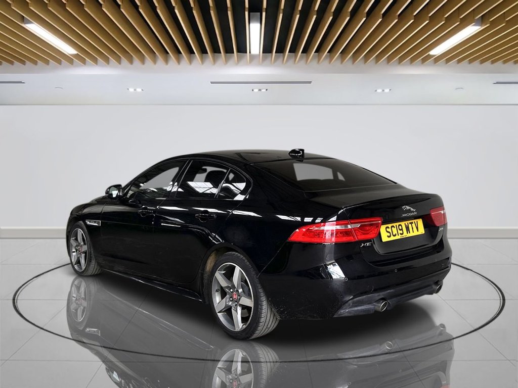 2019 Jaguar XE — image 6