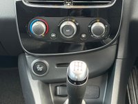 USED 2018 18 RENAULT CLIO 0.9 TCe Play Hatchback 5dr Petrol Manual Euro 6 (s/s) (75 ps) www.suffolkcarcentre.co.uk - Located at Lowestoft