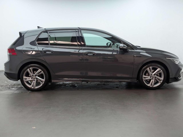 USED 2024 24 VOLKSWAGEN GOLF 1.5 Golf R-Line TSi 5dr CLICK+COLLECT / HOME DELIVERY