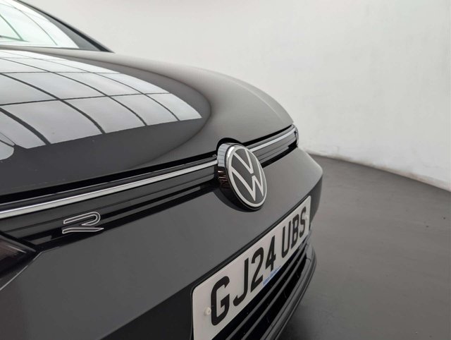 USED 2024 24 VOLKSWAGEN GOLF 1.5 Golf R-Line TSi 5dr CLICK+COLLECT / HOME DELIVERY