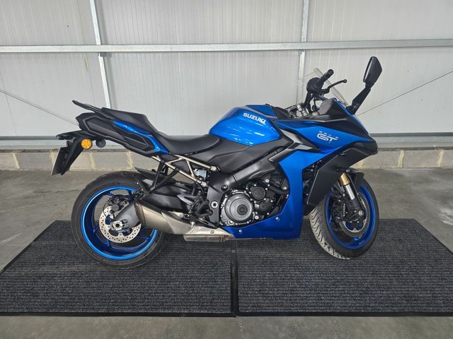 View our SUZUKI GSX-S1000GT