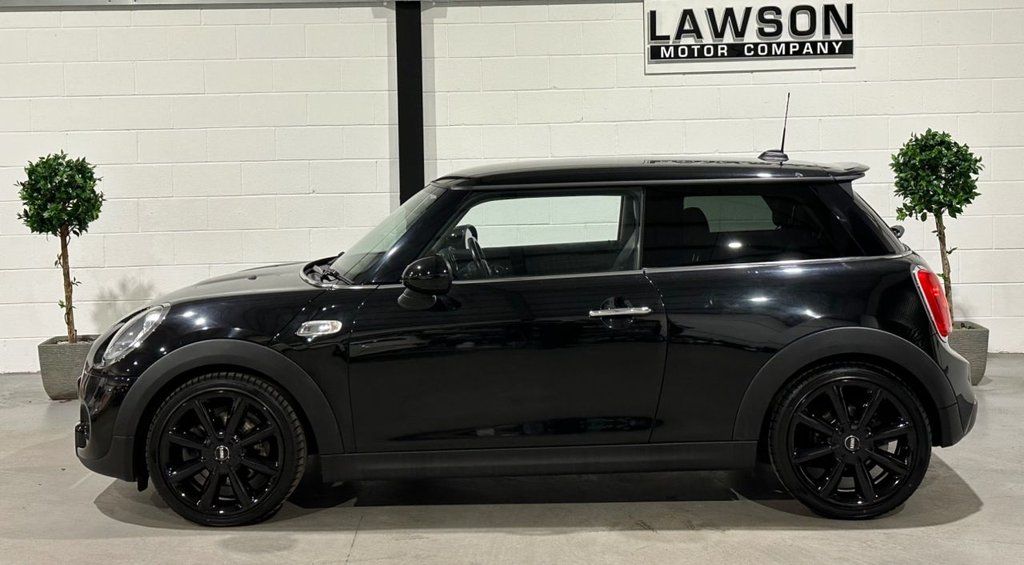 USED 2016 16 MINI HATCH 2.0 Cooper S Hatchback 3dr Petrol Manual Euro 6 (s/s) (192 ps) 
