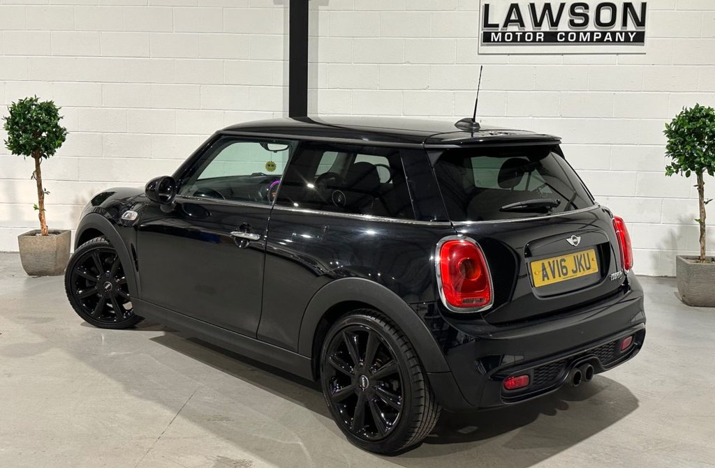 USED 2016 16 MINI HATCH 2.0 Cooper S Hatchback 3dr Petrol Manual Euro 6 (s/s) (192 ps) 
