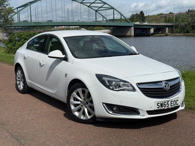 View our Vauxhall Insignia 1.6 CDTi ecoFLEX Elite Nav Hatchback 5dr Diesel Manual Euro 6 (s/s) (136 ps)
