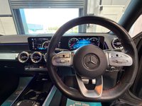 USED 2022 71 MERCEDES-BENZ GLB 1.3 GLB200 AMG Line (Premium) SUV 5dr Petrol 7G-DCT Euro 6 (s/s) (163 ps) 