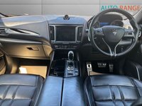 USED 2017 67 MASERATI LEVANTE 3.0D V6 SUV 5dr Diesel ZF 4WD Euro 6 (s/s) (275 ps) Stunning Example! High Spec! Auto 4wd! Black Neopolitan leather! Multimedia interface! Pano Roof! Great Colour!