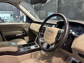 View our LAND ROVER RANGE ROVER
