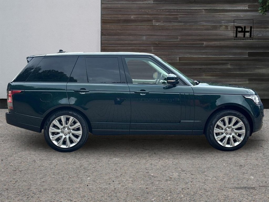 USED 2015 64 LAND ROVER RANGE ROVER 4.4 SD V8 Vogue SUV 5dr Diesel Auto 4WD Euro 5 (339 ps) AINTREE GREEN|CLEAR GLASS POSSIBLE