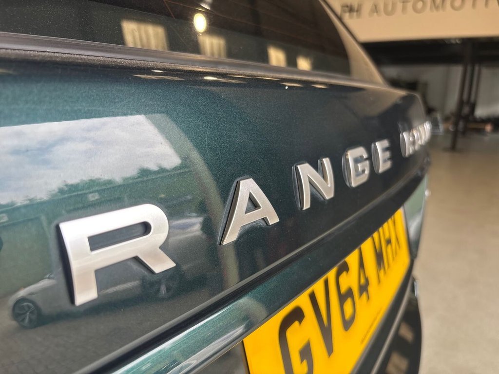 USED 2015 64 LAND ROVER RANGE ROVER 4.4 SD V8 Vogue SUV 5dr Diesel Auto 4WD Euro 5 (339 ps) AINTREE GREEN|CLEAR GLASS POSSIBLE