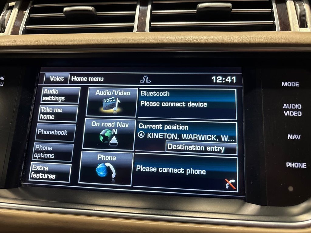 USED 2015 64 LAND ROVER RANGE ROVER 4.4 SD V8 Vogue SUV 5dr Diesel Auto 4WD Euro 5 (339 ps) AINTREE GREEN|CLEAR GLASS POSSIBLE