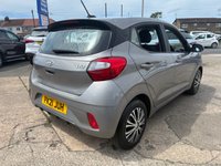 USED 2021 21 HYUNDAI I10 1.0 SE Connect Hatchback 5dr Petrol Manual Euro 6 (s/s) (67 ps) 2 OWNERS FROM NEW* AUTO START / STOP* TRACTION CONTROL LANE ASSIST* AIR CON* BLUETOOTH PHONE AND AUDIO* DAB* USB* REMOTE CENTRAL LOCKING WITH 2 KEYS* ELECTRIC WINDOWS & MIRRORS* AUTOMATIC LIGHTS